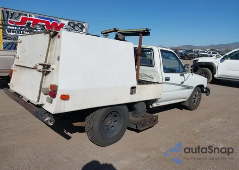 1992 Toyota Pickup 1/2 Ton Lng Wheelbase Dlx из США, поврежденный, VIN JT4RN82P0N5055673